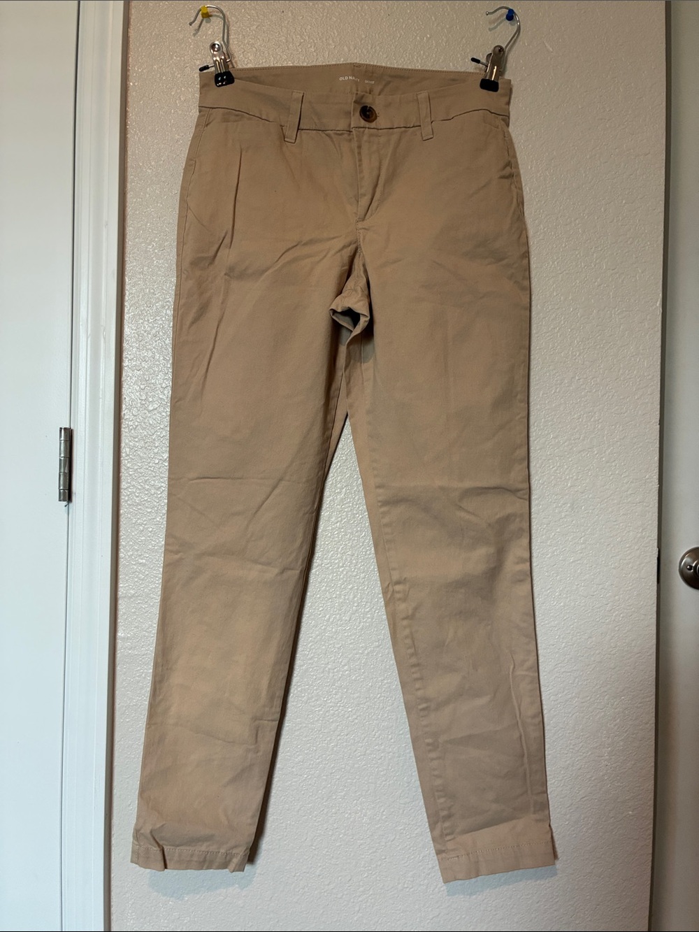 Old Navy Women's Skinny Pants in Khaki Beige